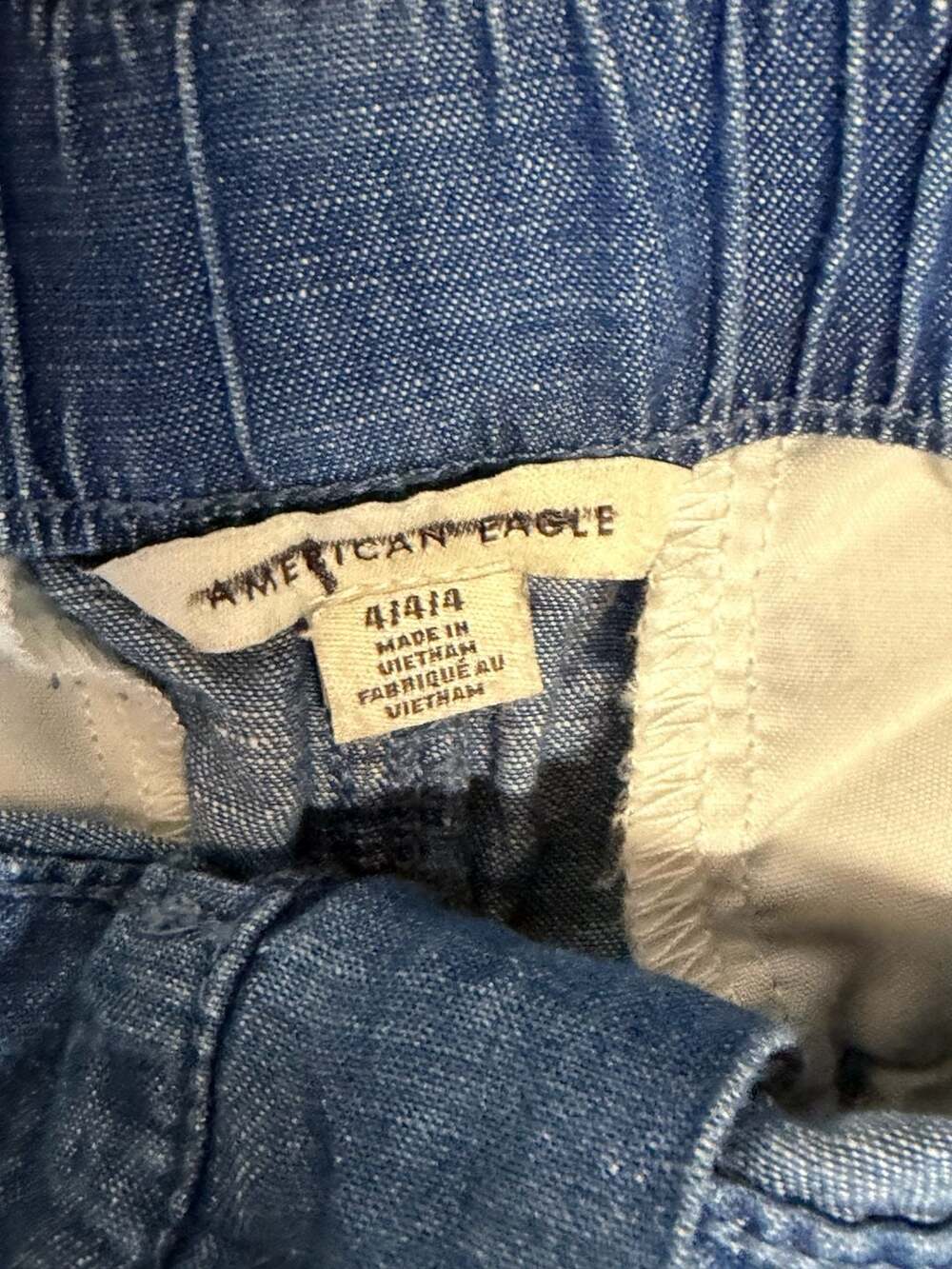 American Eagle High-Waisted Mom Shorts - Picture 2 of 5